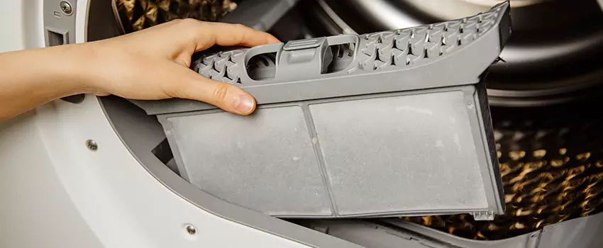 Signs Of A Clogged Dryer Lint Trap in Gadsden, Alabama